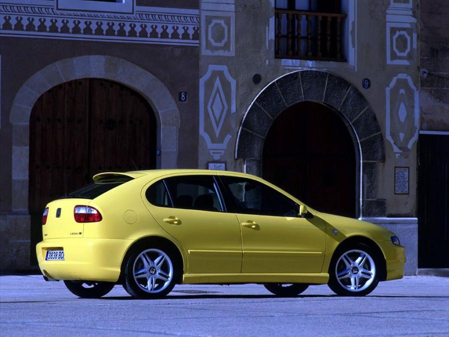  Seat Leon Cupra 2001 года  (фото 9 из 20)